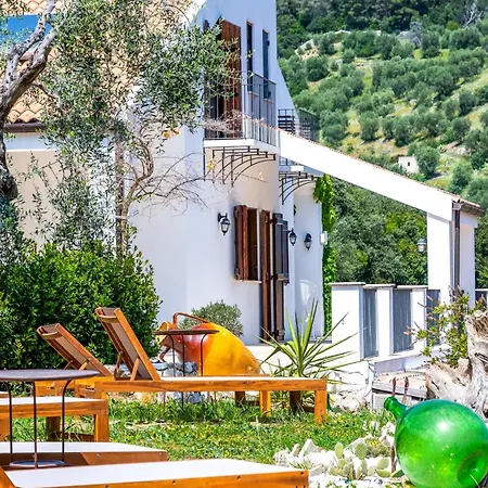 Shanti (adults Only) 3*